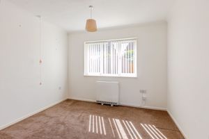 Bedroom- click for photo gallery